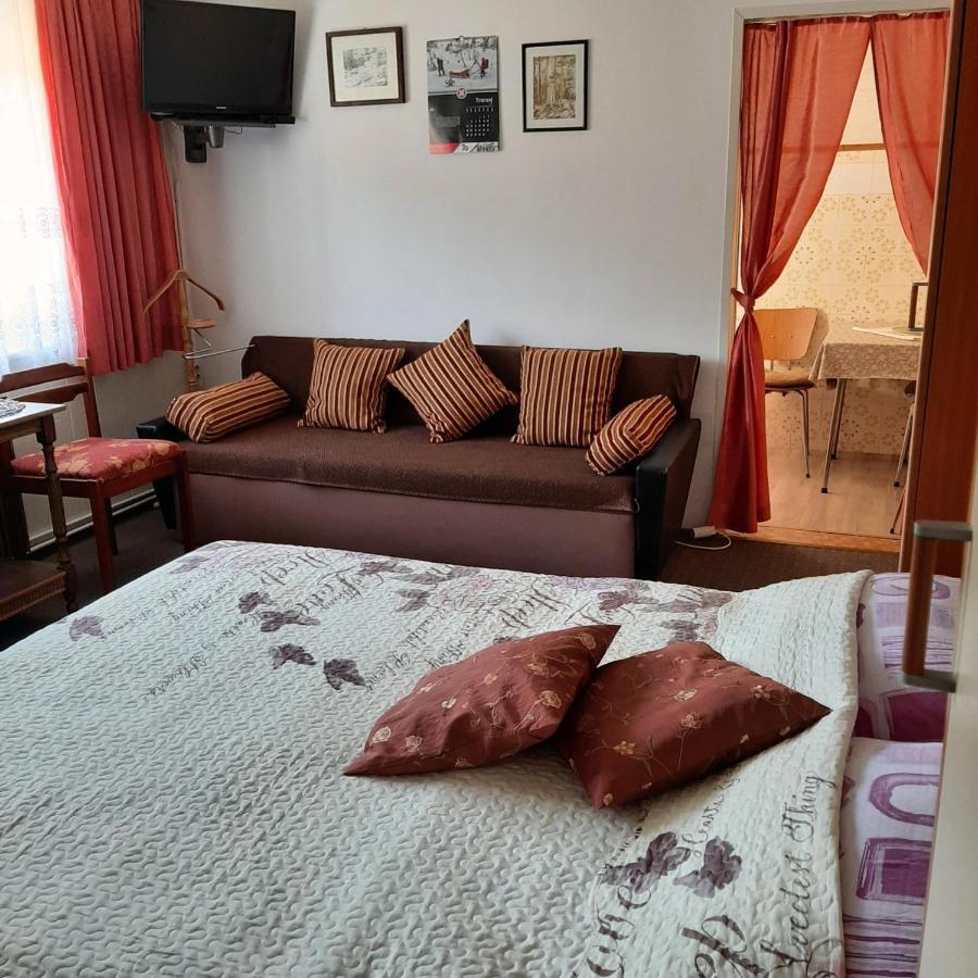 Apartments Gale Делнице Екстер'єр фото